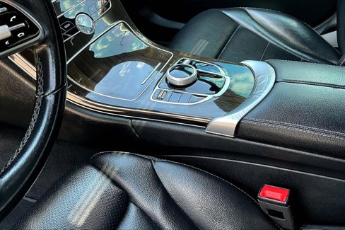 Used 2019 Mercedes-Benz C 300 Sedan image 18