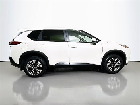 Used 2023 Nissan Rogue SV image 8