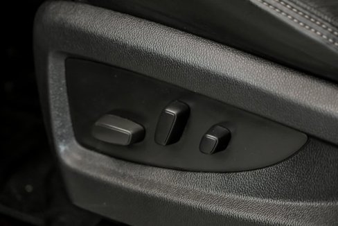 Used 2016 GMC Yukon XL Denali w/ Open Road Package image 17
