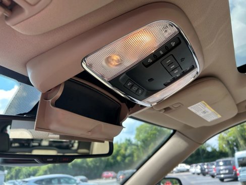 Used 2016 Jeep Grand Cherokee Overland image 25