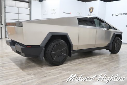 Used 2025 Tesla Cybertruck AWD Crew Cab image 10