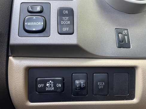 Used 2010 Toyota Tundra 2WD Double Cab image 27