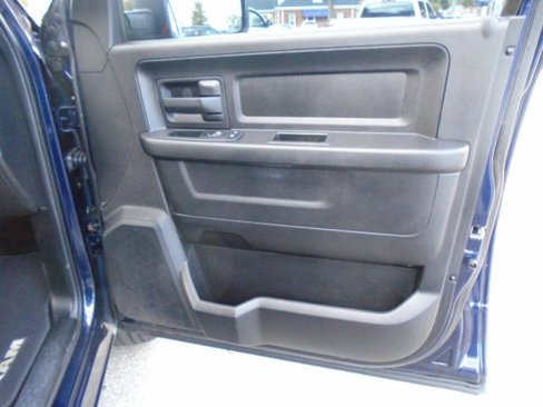 Used 2014 RAM 1500 Express image 30