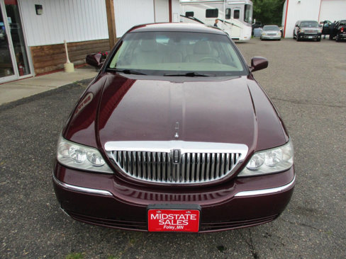 Used 2006 Lincoln Town Car Signature image 14