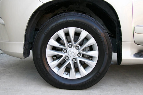 Used 2015 Lexus GX 460 w/ Premium Package image 8