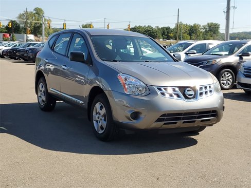 Used 2013 Nissan Rogue S image 4