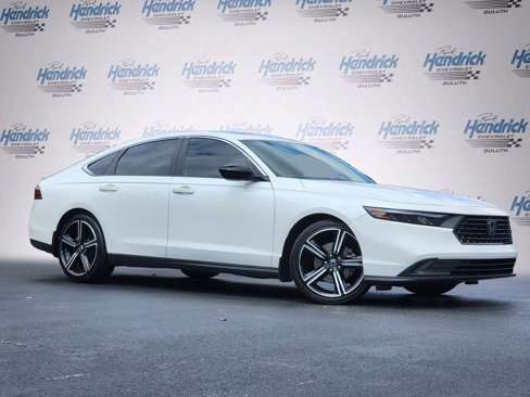 Used 2024 Honda Accord Sport image 2