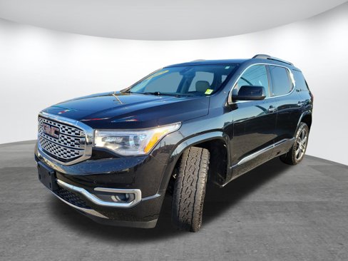 Used 2019 GMC Acadia Denali image 3