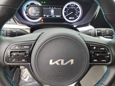 Used 2022 Kia Niro LXS image 24