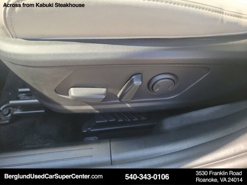 Used 2024 Hyundai Tucson Limited image 25