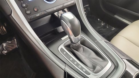 Used 2016 Ford Fusion Titanium image 29