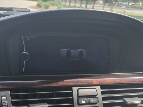 Used 2013 BMW 335i Convertible image 23