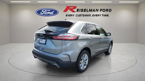 Certified 2022 Ford Edge Titanium image 4