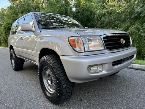 Used 1998 Toyota Land Cruiser image 9