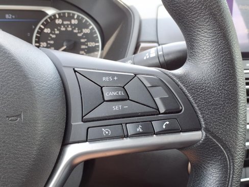 Used 2024 Nissan Altima 2.5 SV image 17