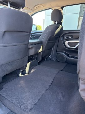 Used 2016 Nissan Titan SV image 26