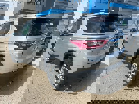 Used 2018 Chevrolet Traverse LT image 8