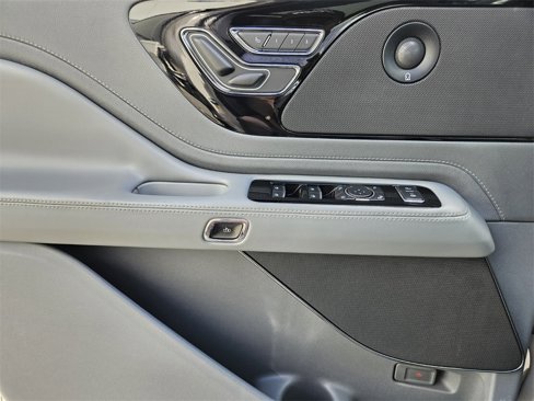 Certified 2020 Lincoln Aviator Reserve w/ Equipment Group 201A image 25