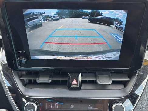 Used 2024 Toyota Corolla LE image 30