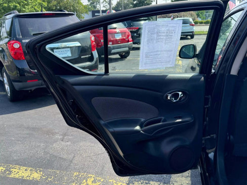 Used 2014 Nissan Versa SV image 11