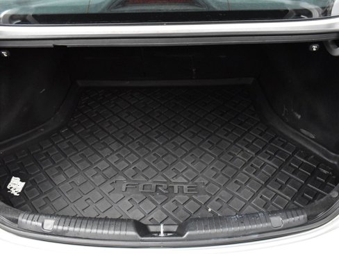 Used 2016 Kia Forte LX image 9