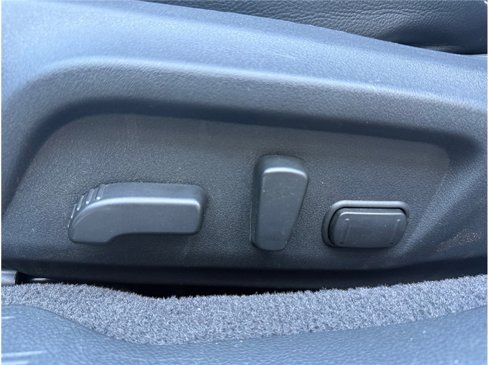 Used 2018 Subaru Outback 2.5i Limited image 30