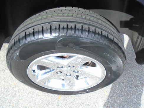 Used 2014 RAM 1500 Express image 13