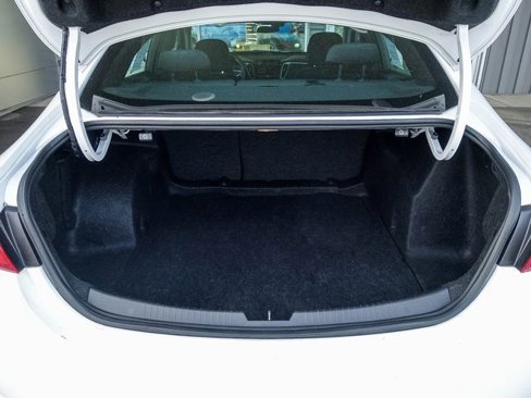 Used 2023 Chevrolet Malibu LT image 27