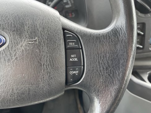 Used 2009 Ford E-350 and Econoline 350 XLT image 40