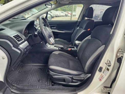 Used 2016 Subaru Crosstrek 2.0i Premium w/ Moonroof Package image 11