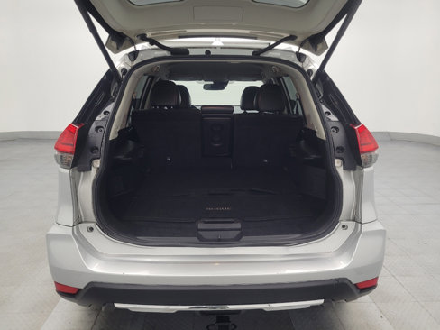 Used 2017 Nissan Rogue SL image 29