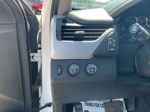 Used 2019 GMC Yukon SLT image 12