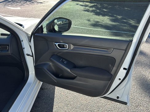 Used 2023 Honda Civic Sport image 12