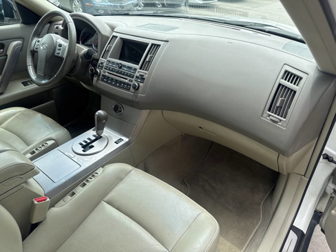 Used 2004 INFINITI FX35 AWD w/ Touring Pkg image 13