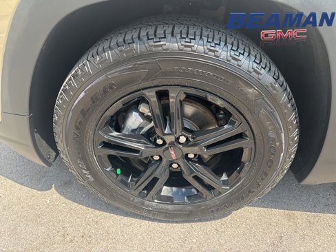 Used 2022 GMC Terrain AT4 w/ Infotainment Package II image 33