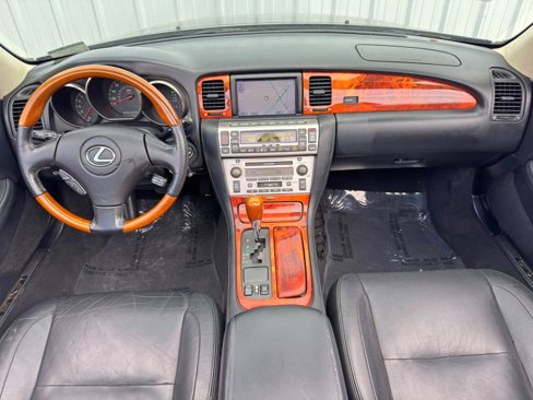 Used 2004 Lexus SC 430 Convertible image 10