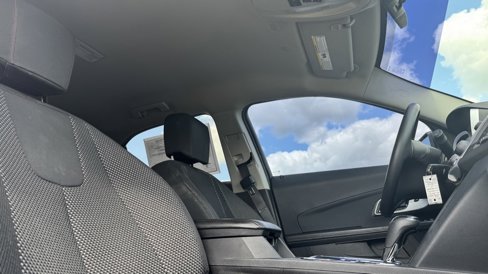 Used 2017 Chevrolet Equinox LT w/ Convenience Package image 20