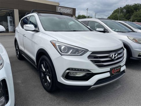 Used 2017 Hyundai Santa Fe Sport image 2