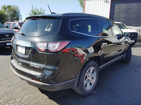 Used 2016 Chevrolet Traverse LT image 5