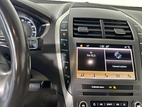 Used 2017 Lincoln MKZ Premiere image 20