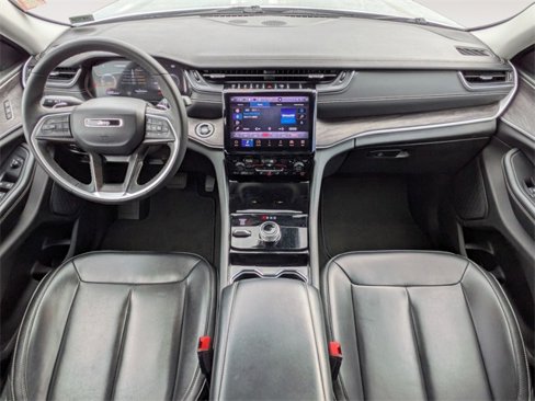 Certified 2023 Jeep Grand Cherokee Limited image 25
