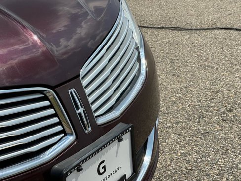 Used 2013 Lincoln MKZ image 11