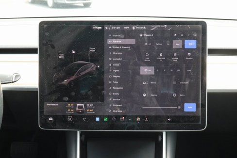 Used 2018 Tesla Model 3 Long Range image 25