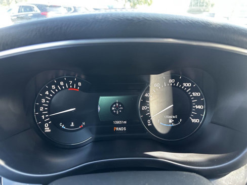 Used 2015 Lincoln MKC FWD image 25