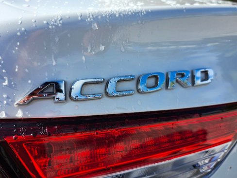 Certified 2019 Honda Accord EX image 11