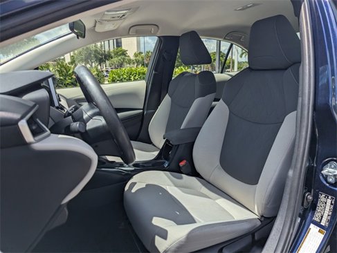 Used 2021 Toyota Corolla LE image 5