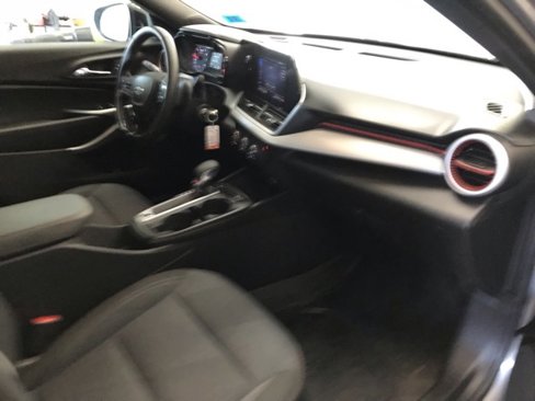 Used 2024 Chevrolet Trax RS w/ Driver Confidence Package image 15