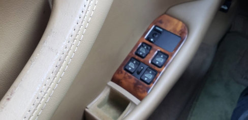 Used 1995 Jaguar XJ6 image 18