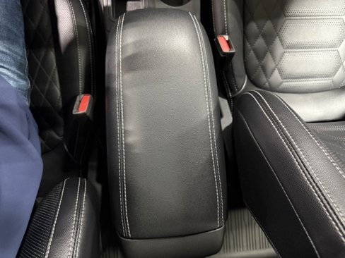 Used 2023 Ford Escape SE w/ PHEV Premium Package image 25