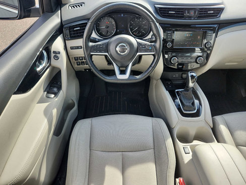 Used 2021 Nissan Rogue Sport SL w/ Premium Package image 11